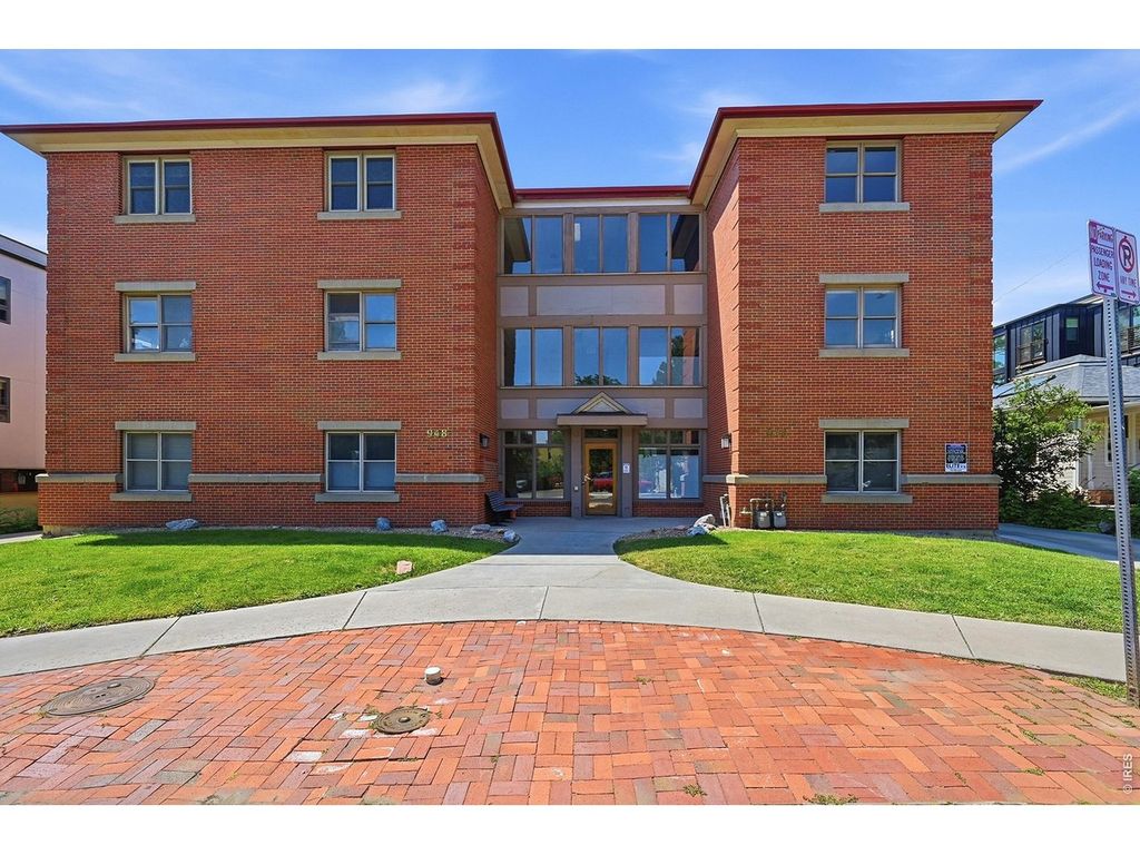 948 North St 17, Boulder, CO 80304