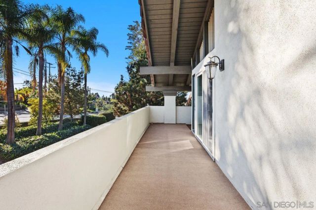 2006 Catalina Ave, Vista, CA 92084