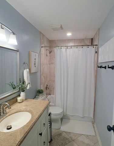 N552 W Weaver Circle, Geneva, IL 60134