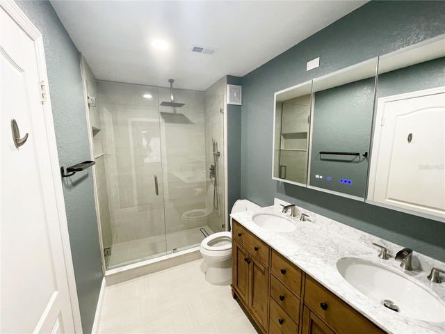 614 SEASCAPE WAY, Tampa, FL 33602