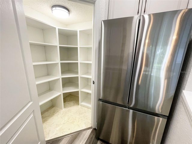 614 SEASCAPE WAY, Tampa, FL 33602