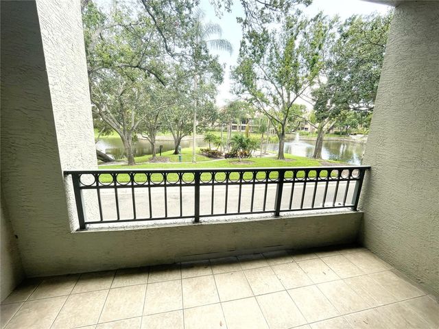 614 SEASCAPE WAY, Tampa, FL 33602