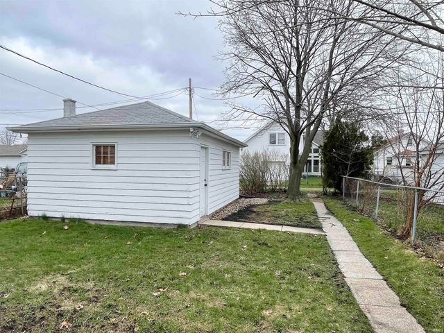 118 W 12Th Street, Mishawaka, IN 46544