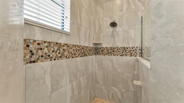 7113 HIGHLANDS CREEK AVENUE, Lakeland, FL 33813