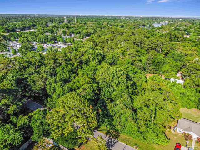 700 Wayne Ave, Pensacola, FL 32507