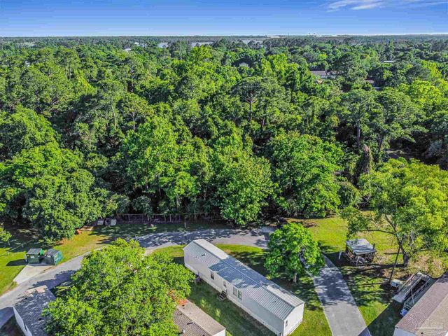700 Wayne Ave, Pensacola, FL 32507
