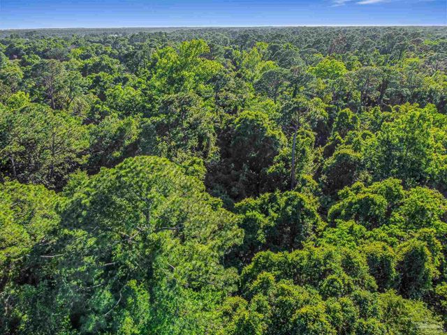 700 Wayne Ave, Pensacola, FL 32507