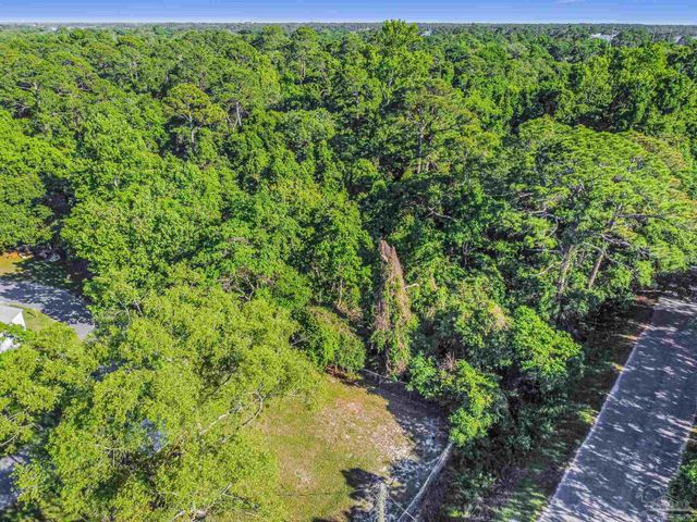700 Wayne Ave, Pensacola, FL 32507