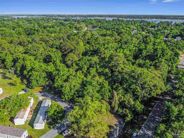 700 Wayne Ave, Pensacola, FL 32507