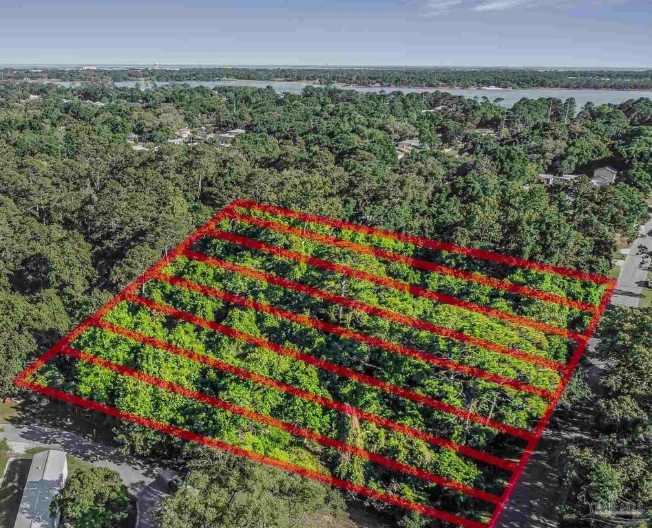 700 Wayne Ave, Pensacola, FL 32507
