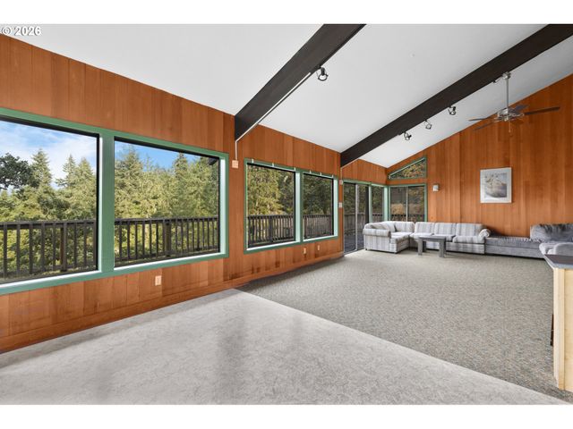 417 STONEWOOD Dr, Eugene, OR 97405