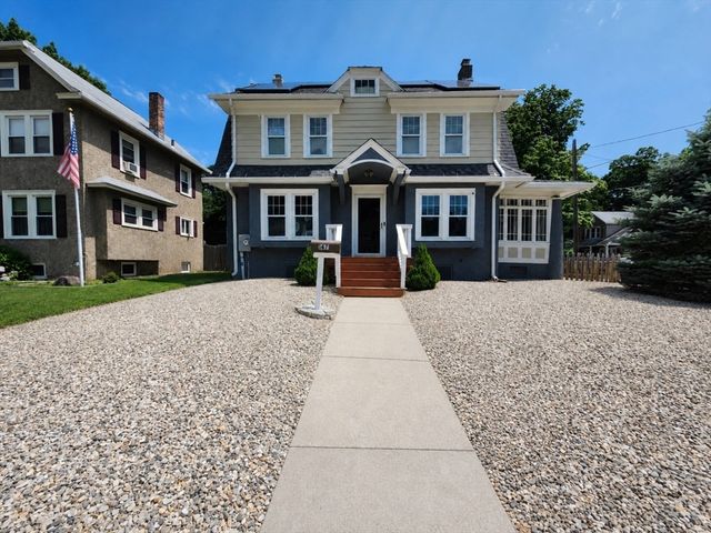 147 Belvidere St, Springfield, MA 01108