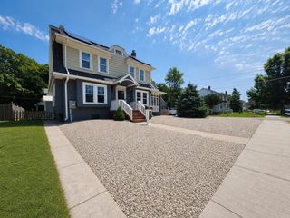 147 Belvidere St, Springfield, MA 01108