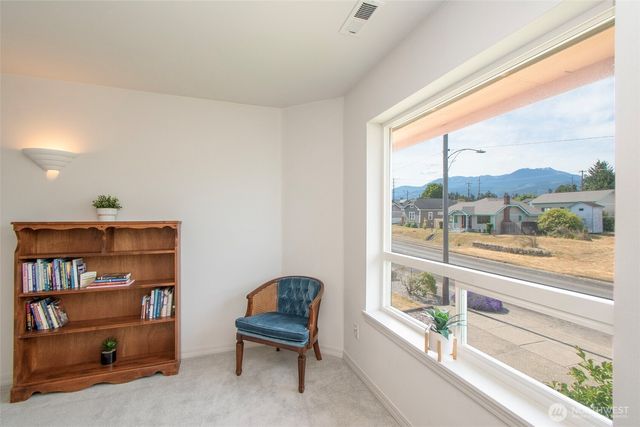 1623 W Fifth Street, Port Angeles, WA 98363