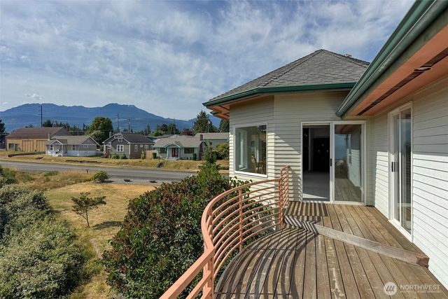 1623 W Fifth Street, Port Angeles, WA 98363