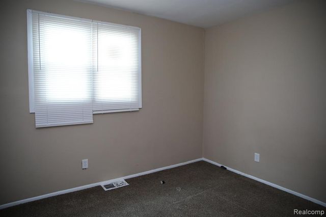 15905 Westbrook Street, Detroit, MI 48223