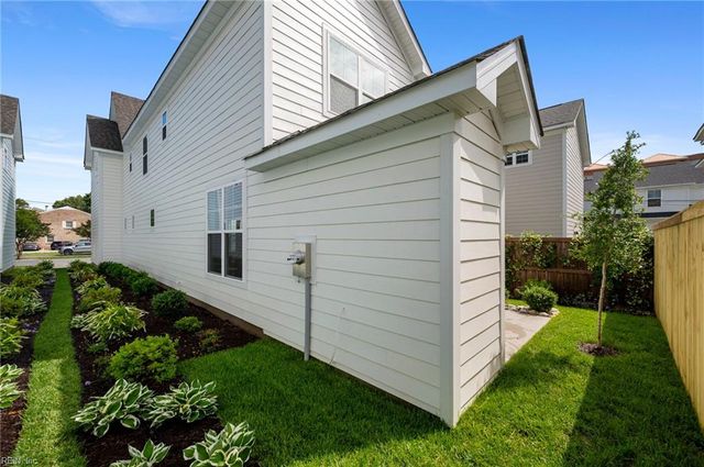 412 25th ST, Virginia Beach, VA 23451