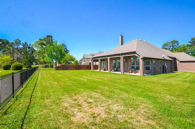 10714 Winding Green Drive, Humble, TX 77338