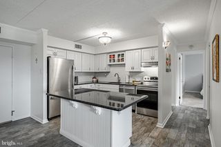 10713 VALLEY FORGE CIR #713, King Of Prussia, PA 19406