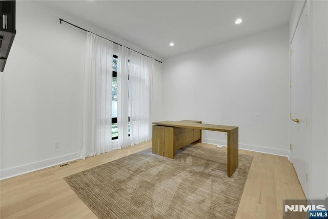 260 Virginia Court, Paramus, NJ 07652
