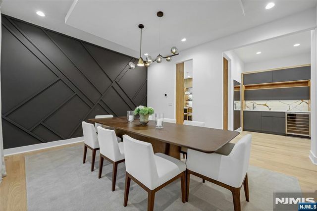 260 Virginia Court, Paramus, NJ 07652