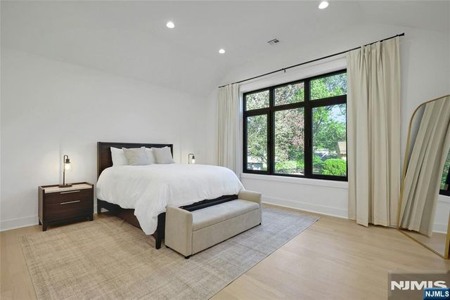 260 Virginia Court, Paramus, NJ 07652