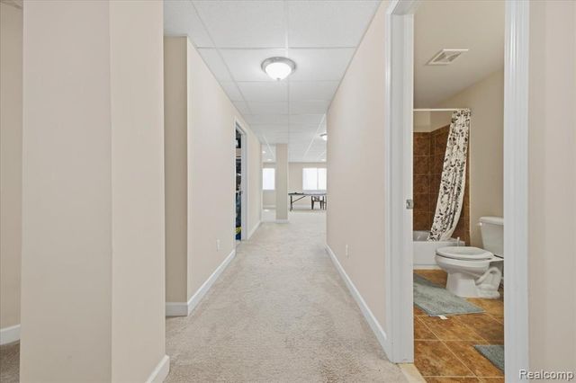 4930 E Stonegate Circle, Lake Orion, MI 48359