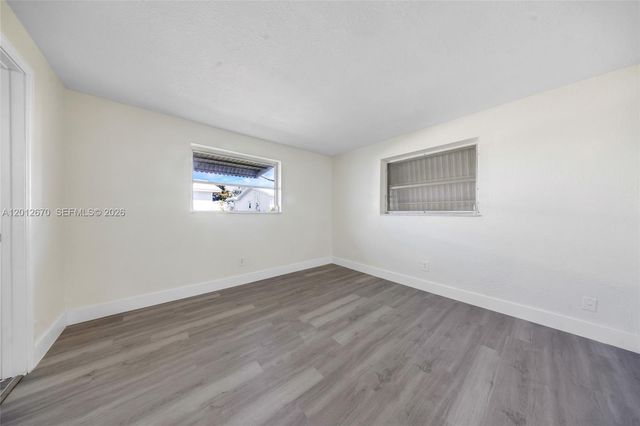 2520 NW 2nd Dr, Pompano Beach, FL 33064
