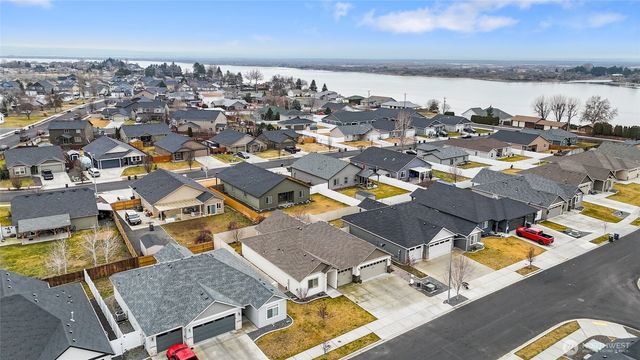430 S Birch Street, Moses Lake, WA 98837
