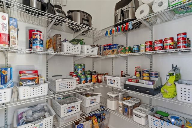 8733 Hughesland Rd, Mechanicsville, VA 23116