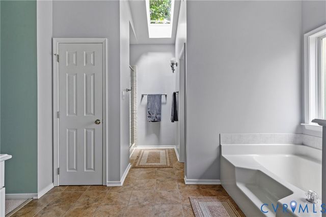 8733 Hughesland Rd, Mechanicsville, VA 23116