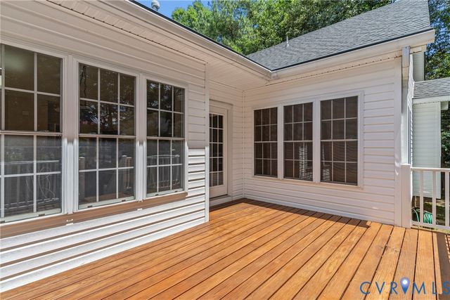 8733 Hughesland Rd, Mechanicsville, VA 23116