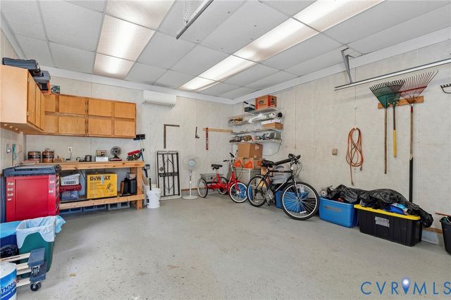 8733 Hughesland Rd, Mechanicsville, VA 23116