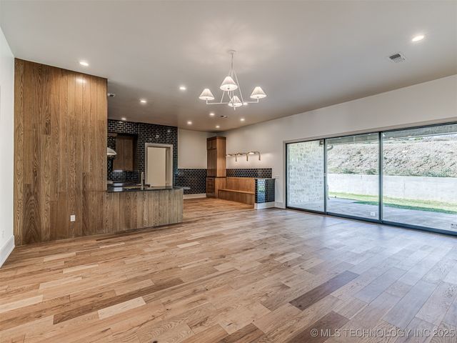 12125 Sunrise Ridge Loop, Kingston, OK 73439