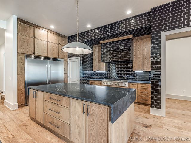 12125 Sunrise Ridge Loop, Kingston, OK 73439