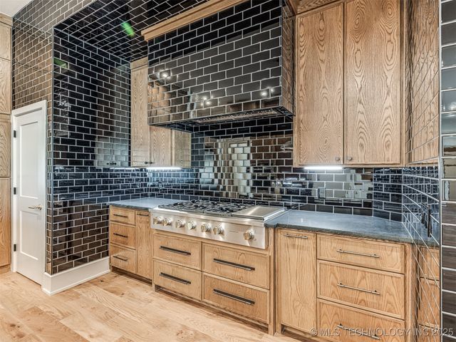 12125 Sunrise Ridge Loop, Kingston, OK 73439