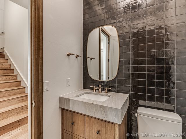 12125 Sunrise Ridge Loop, Kingston, OK 73439