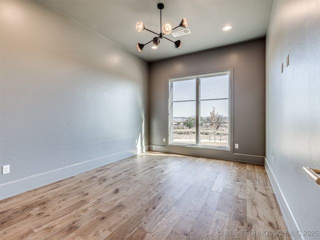 12125 Sunrise Ridge Loop, Kingston, OK 73439