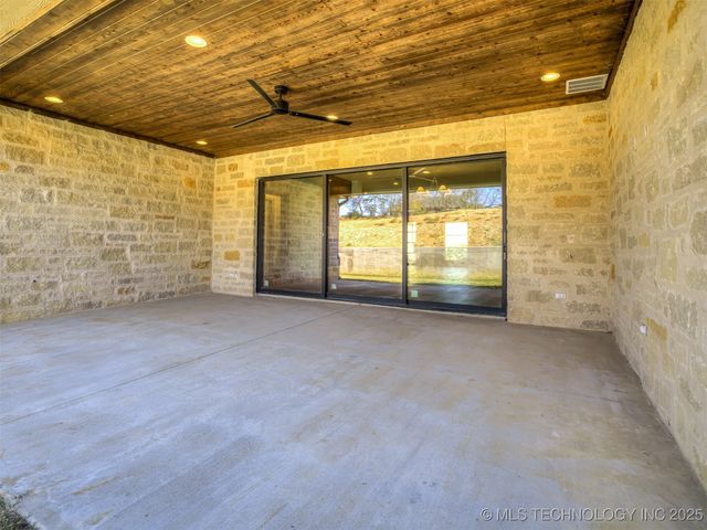 12125 Sunrise Ridge Loop, Kingston, OK 73439