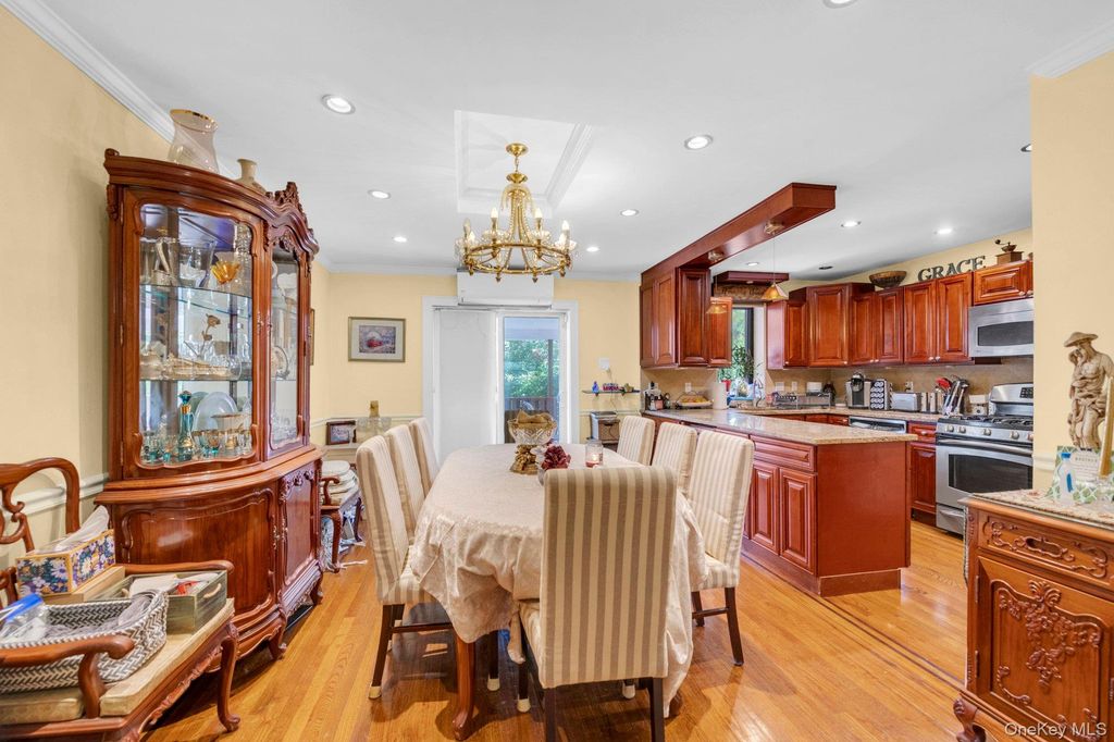 1830 Narragansett Avenue, Bronx, NY 10461 — photo 4