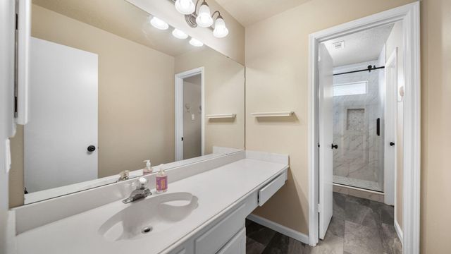 4810 Five Knolls Drive, Friendswood, TX 77546