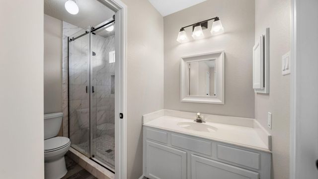 4810 Five Knolls Drive, Friendswood, TX 77546