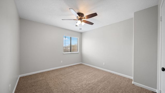 4810 Five Knolls Drive, Friendswood, TX 77546