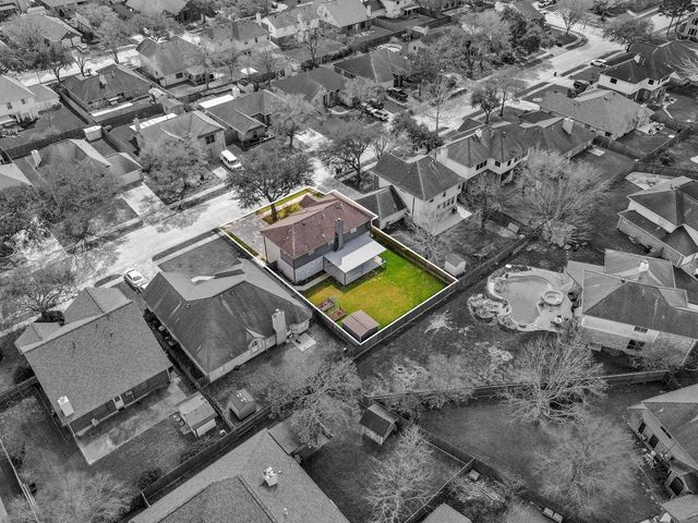 4810 Five Knolls Drive, Friendswood, TX 77546