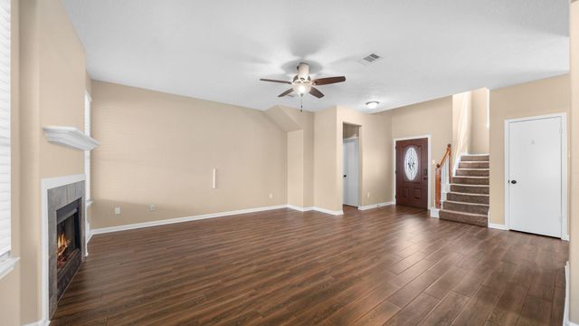 4810 Five Knolls Drive, Friendswood, TX 77546