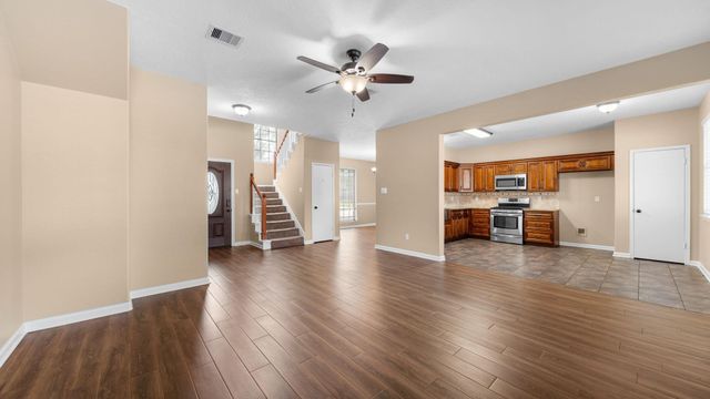 4810 Five Knolls Drive, Friendswood, TX 77546