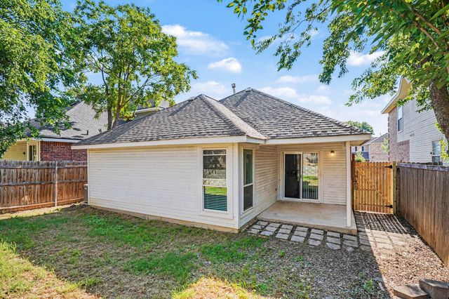 6909 Chaco Trail, Fort Worth, TX 76137