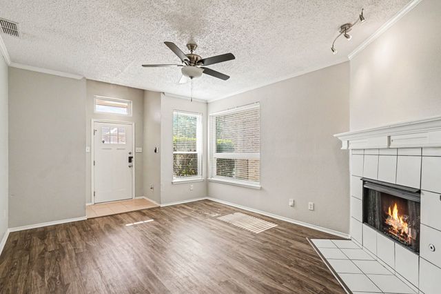 6909 Chaco Trail, Fort Worth, TX 76137