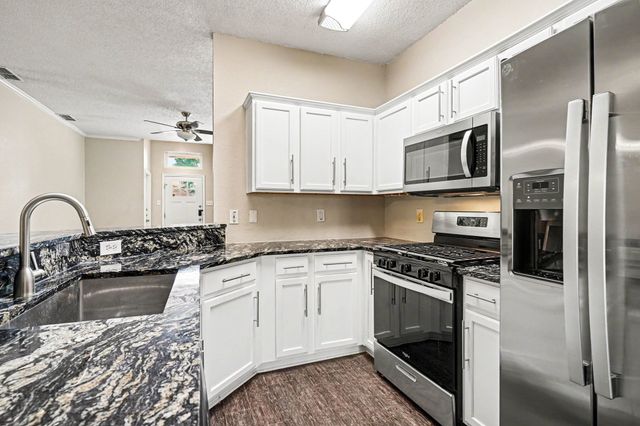 6909 Chaco Trail, Fort Worth, TX 76137