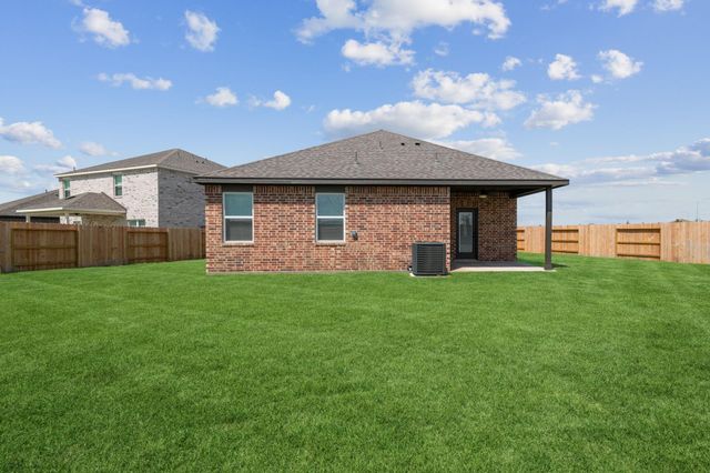 1023 Whispering Winds, Beasley, TX 77417